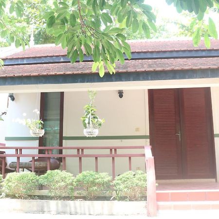 Our House Bungalow Kampot Exterior foto